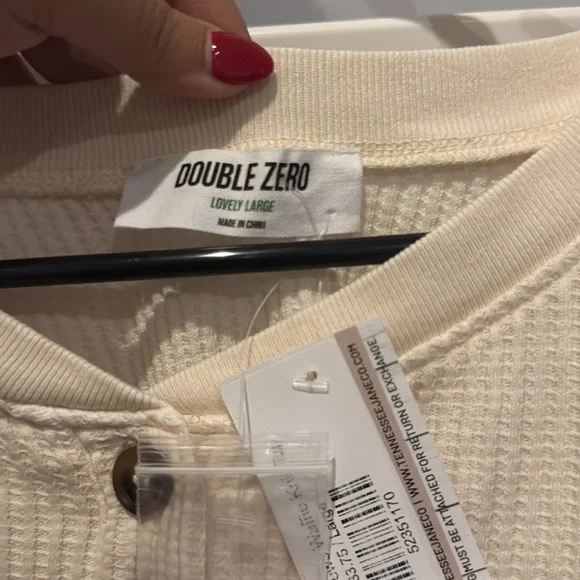 NWT Long Sleeve - Picture 3 of 4